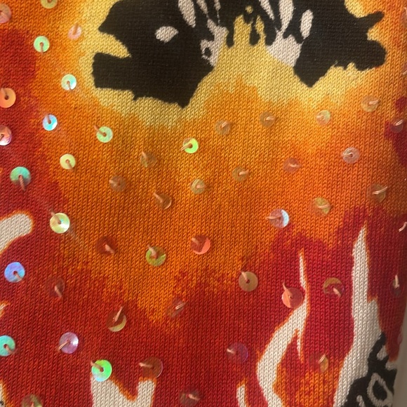 Chico's silk blend cream orange red black v-neck floral print and sequins shell - Picture 4 of 7